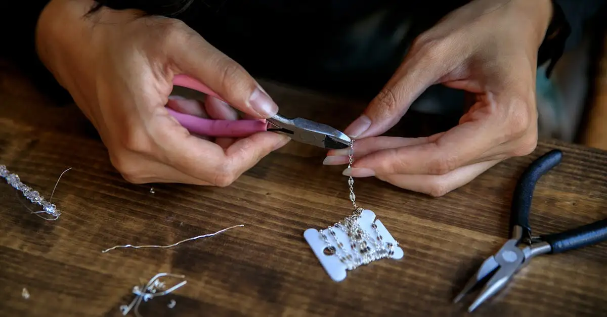 Atelier de création de bijoux | Cours de bijouterie pour débutants