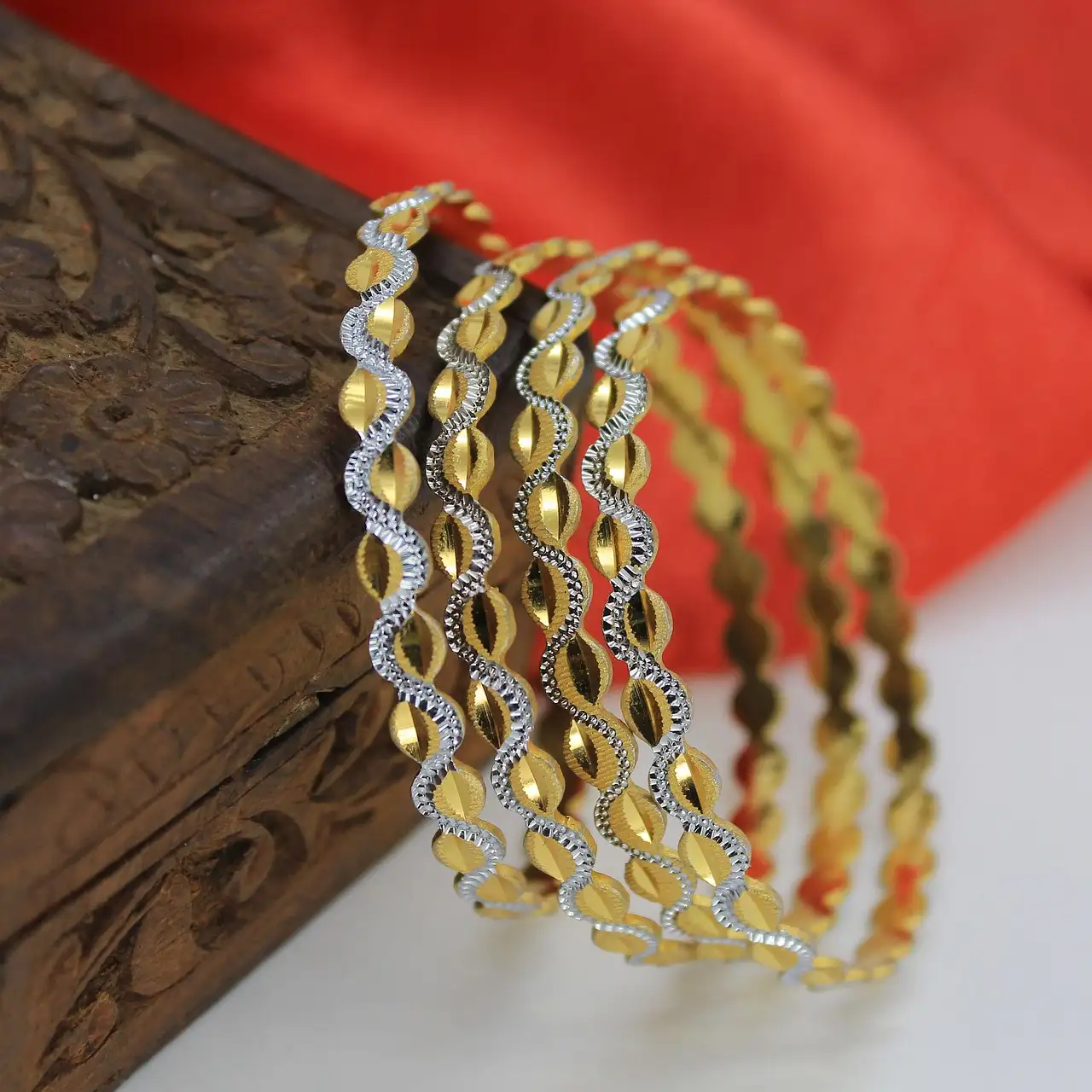 Bijoux Tendance : Les Créations à la Mode