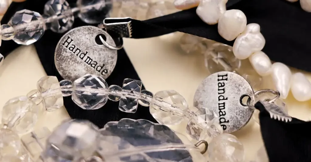 Breloques pour bracelets : Achetez vos charms personnalisés.