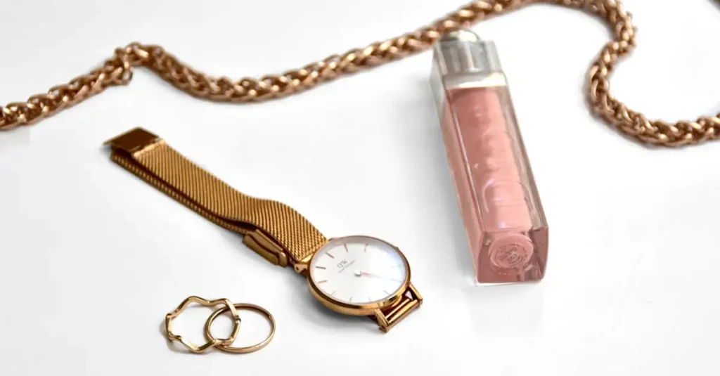 Montre Femme Plaqué Or : Élégance et Raffinement