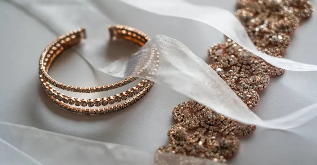 Bague 3 Pierres : Magnifique Bijou en Or et Diamants