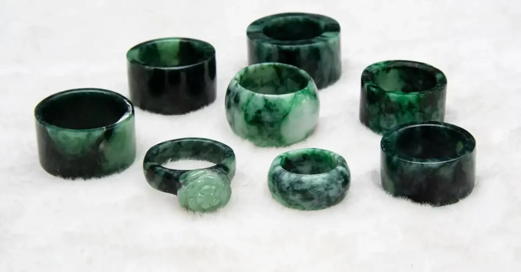 Découvrez nos magnifiques bijoux en pierre de jade