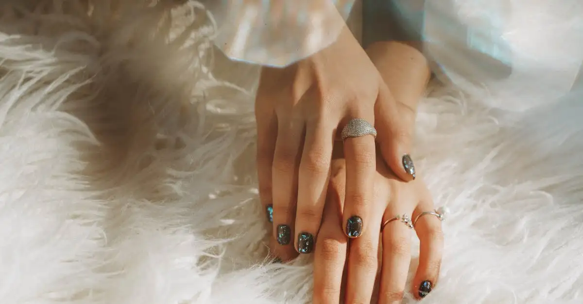 Bague Main : Découvrez nos collections uniques et élégantes