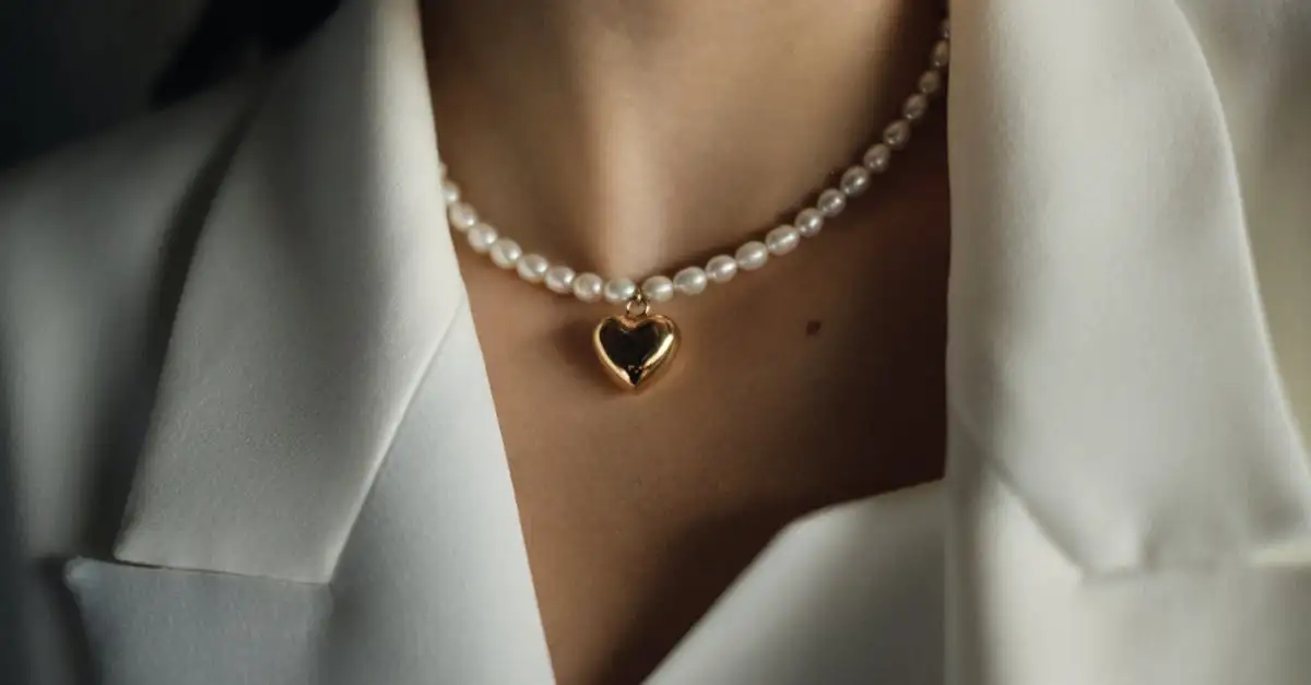 Collier Pendentif Cœur en Or Massif pour Femme